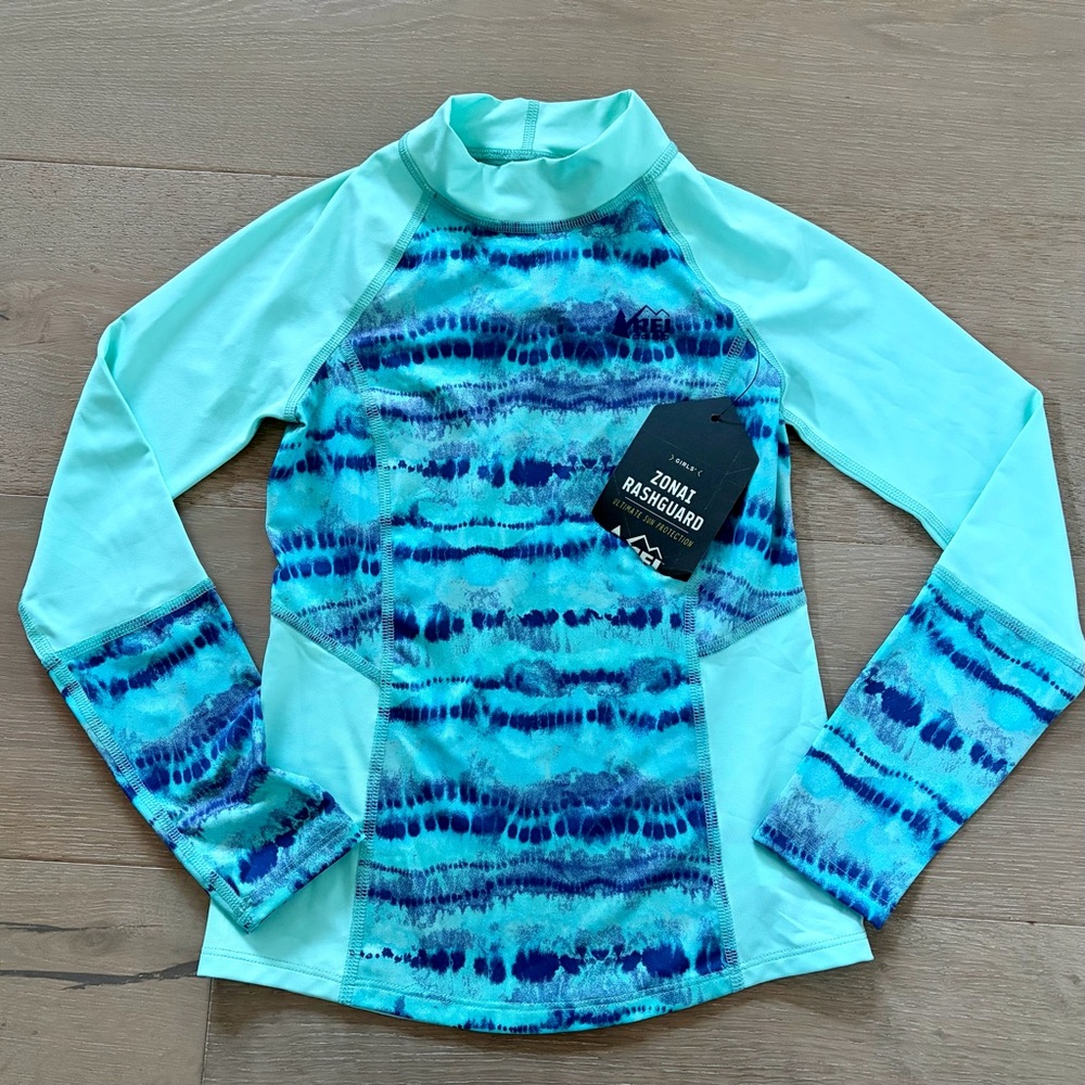 NEW REI rashguard UPF 50+